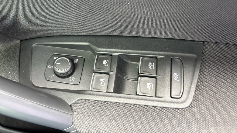 Volkswagen Tiguan 2.0 TDI Active 5dr Diesel Estate